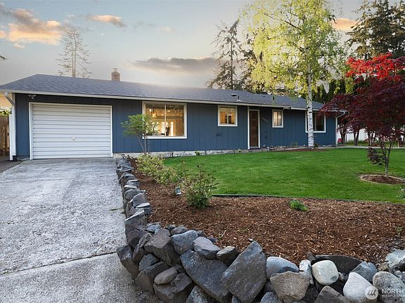 4th image of 15906 69th Avenue Ct E