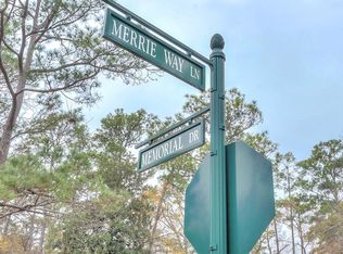 201 Merrie Way Ln, Houston, TX 77024