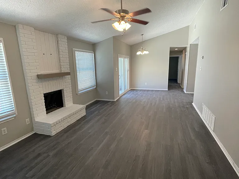 3510 Stoney Dawn — Photo 4