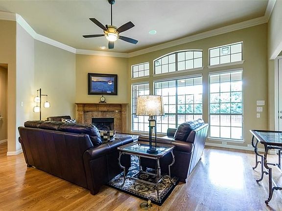 5th image of 837 Hidden Springs Ct