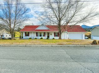 3609 Audrey Jo Ln, Sevierville, TN 37876