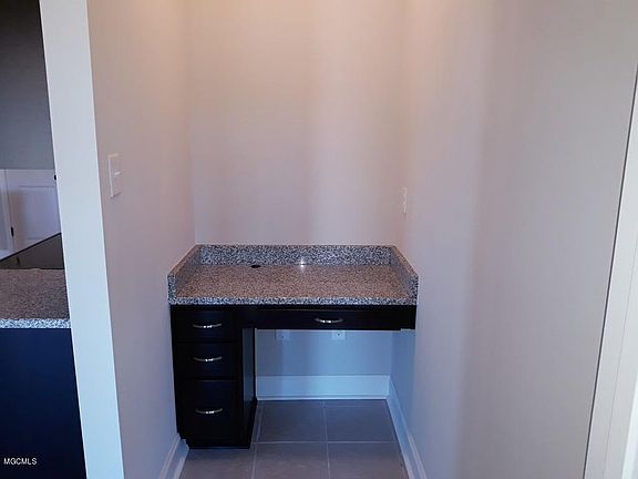 5th image of 14284 Bienville Dr
