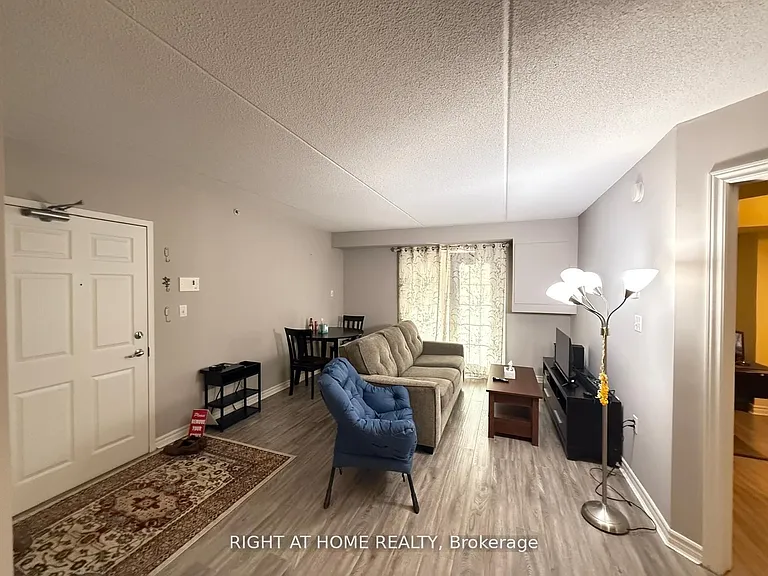 1340 Main St E #206 — Photo 11