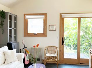 3970 Rhoda Ave, Oakland, CA 94602