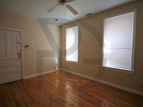 2nd image of 2318-3R N Southport Ave #3R