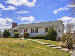 48 Greenwood Rd, Andover, MA 01810