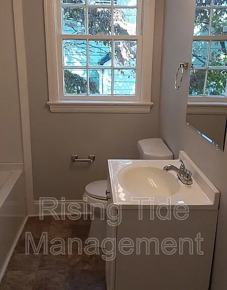 4404 Avenue M — Photo 15