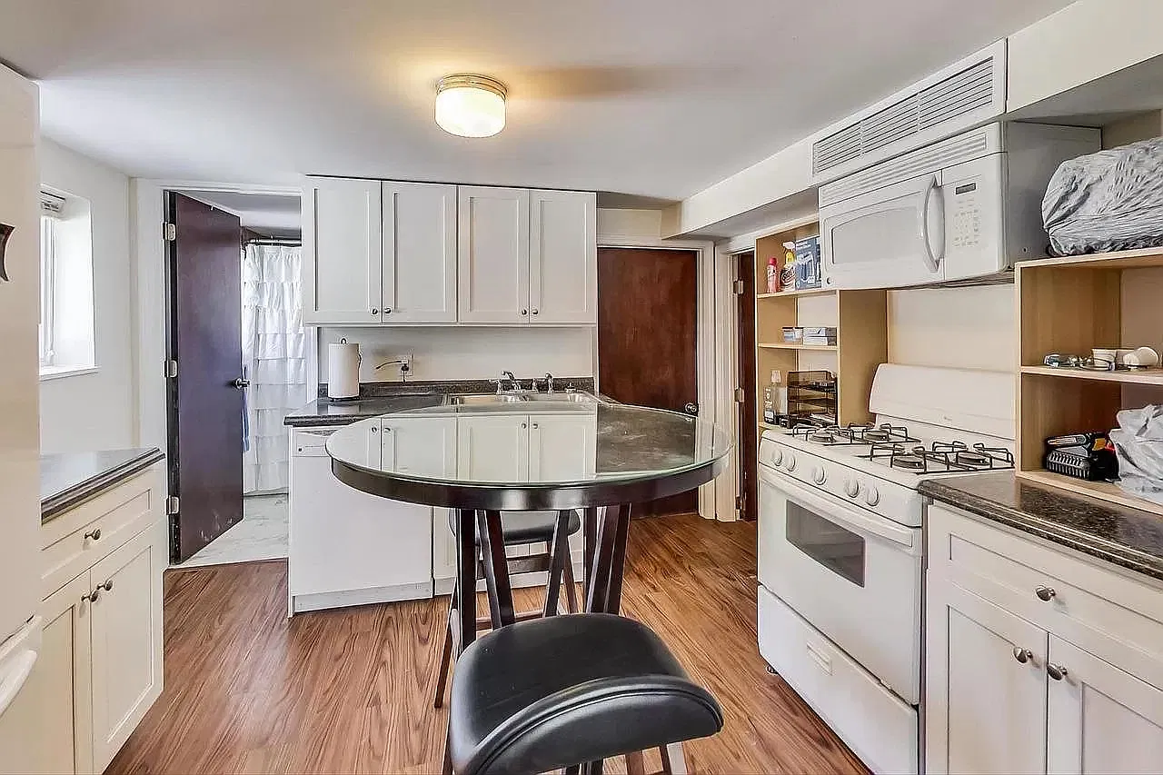 1 bed, 600 sqft, $1,375 — Photo 2