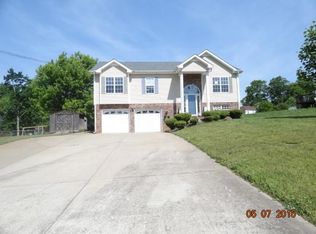 2662 Blue Willow Ct, Clarksville, TN