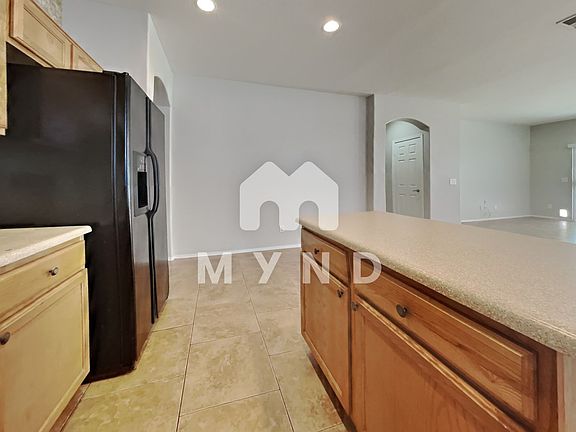 5th image of 7412 S 45th Ave