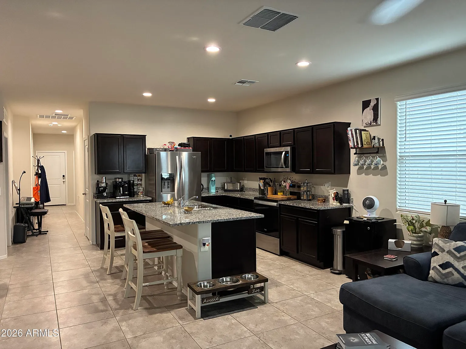 3 bed, 2.0 bath, 1604 sqft, $1,995 — Photo 4
