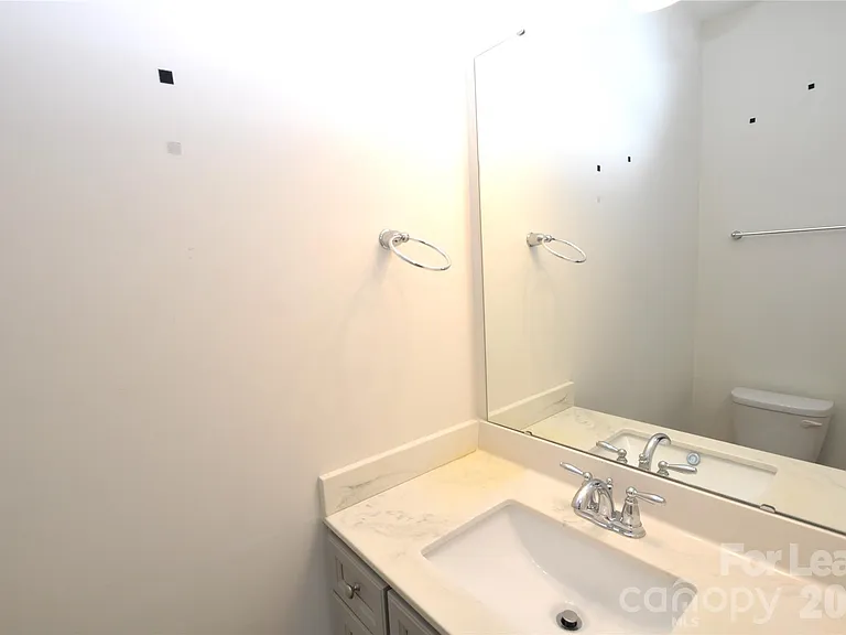 536 Laurel Walk Ln — Photo 17