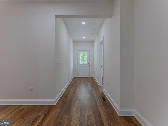 5th image of 314 Edmonson Ln