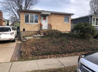 289 Pacific Ave, Staten Island, NY 10312