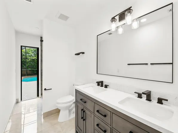 4940 NW 92nd Terrace, Coral Springs, FL 33067