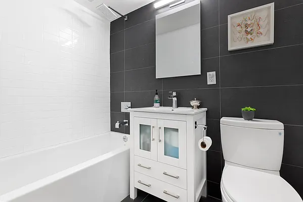 Sold by Level Group | media 8