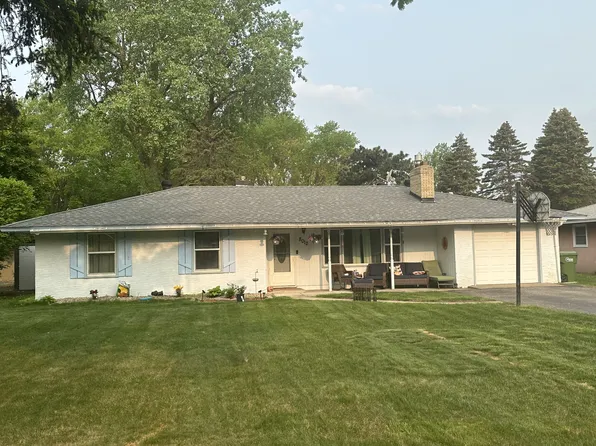8012 5th St NE, Spring Lake Park, MN 55432