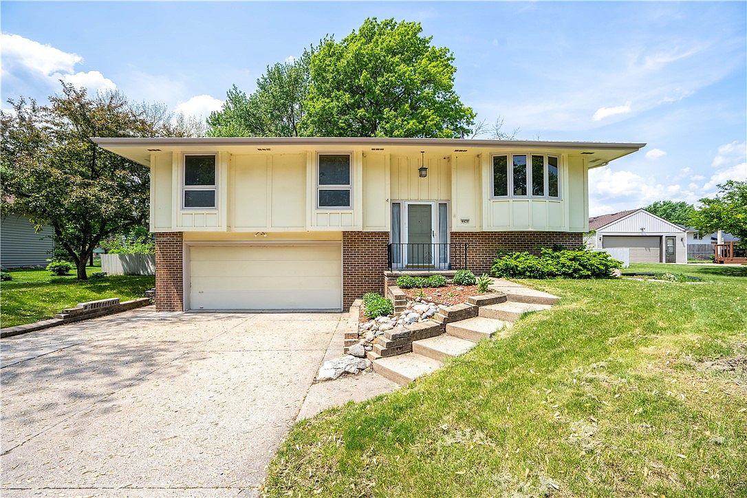 4420 73rd St, Urbandale, IA 50322 Zillow