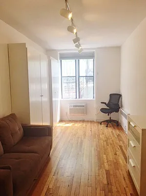 Rented by Sandra Greer Real Estate | media 18