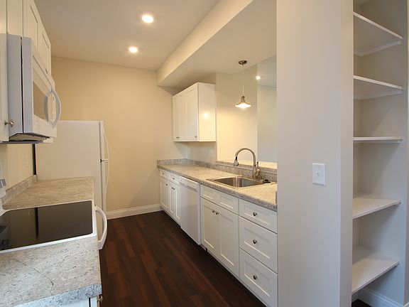 3rd image of 4457 E Morningside Dr