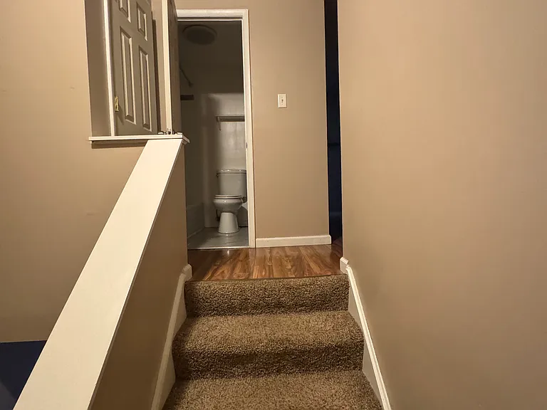 211 Parkwood Dr — Photo 11