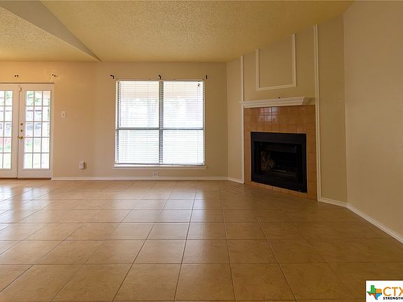 5th image of 1704 Mona Dr