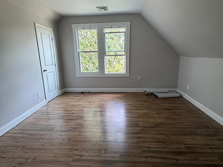 552 Central Ave — Photo 14