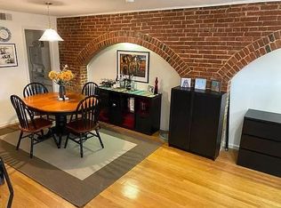 511 S 9th St #1F, Philadelphia, PA 19147
