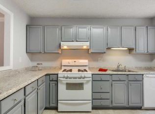 10145 Oakton Terrace Rd, Oakton, VA 22124