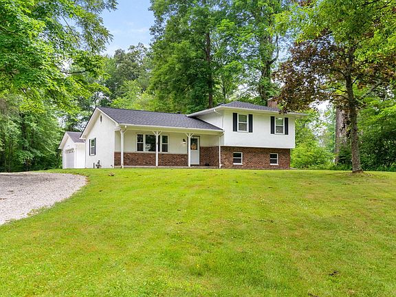 3rd image of 36 Woodside Dr
