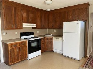 61 Capen St, Windsor, CT 06095