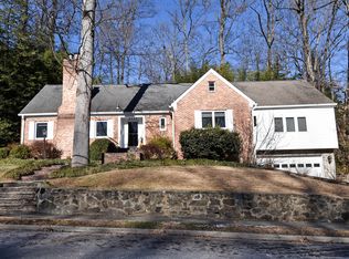 5125 37th St N, Arlington, VA 22207