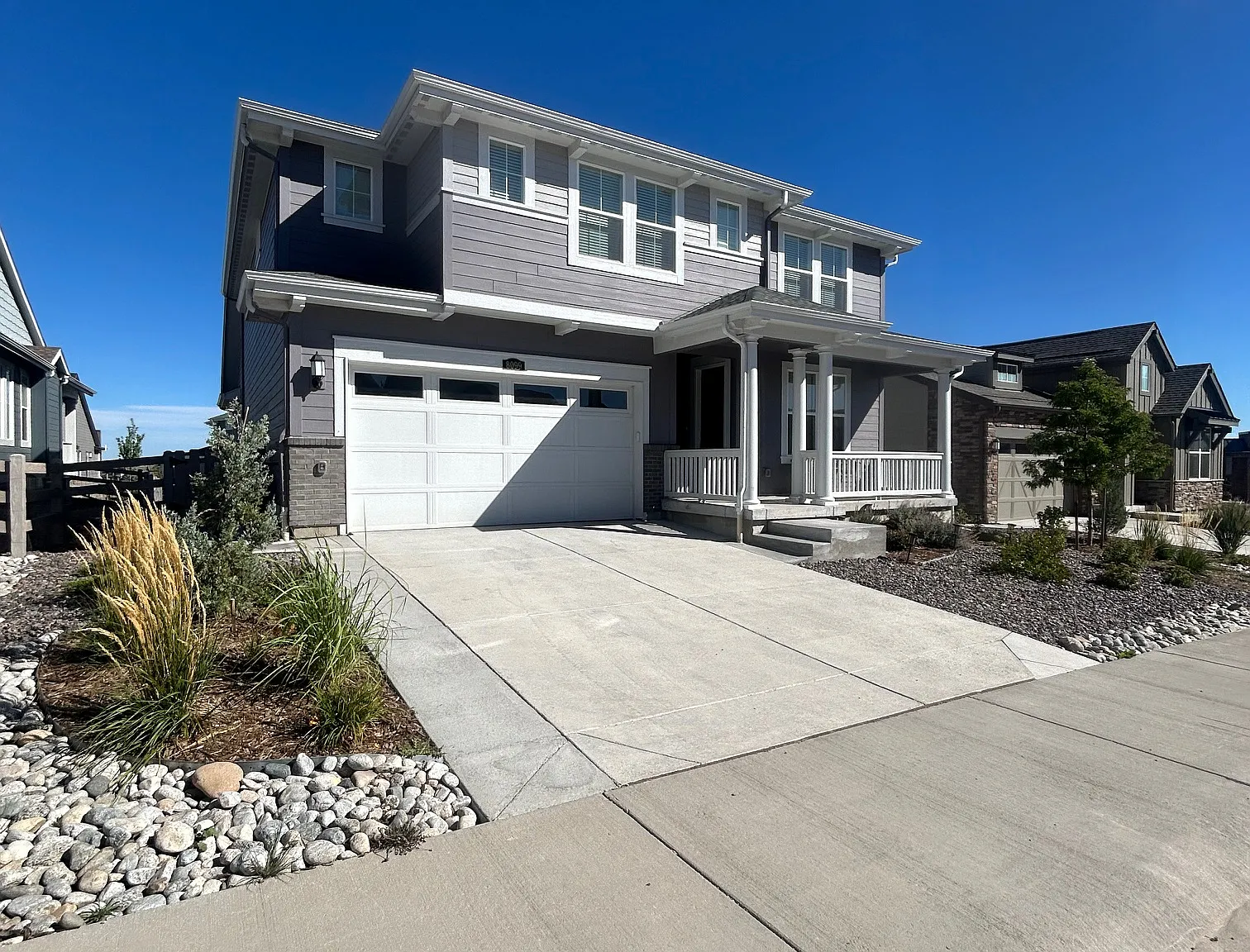 3 bed, 2.5 bath, 2324 sqft, $3,600 — Photo 2