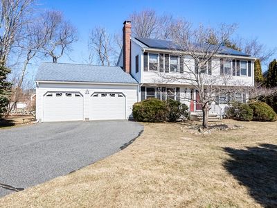 8 Pheasant Run Rd, Medway, MA, 02053