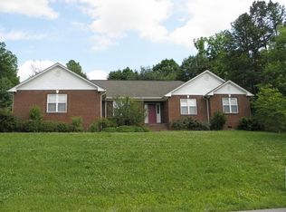204 Chinook Dr, London, KY 40741