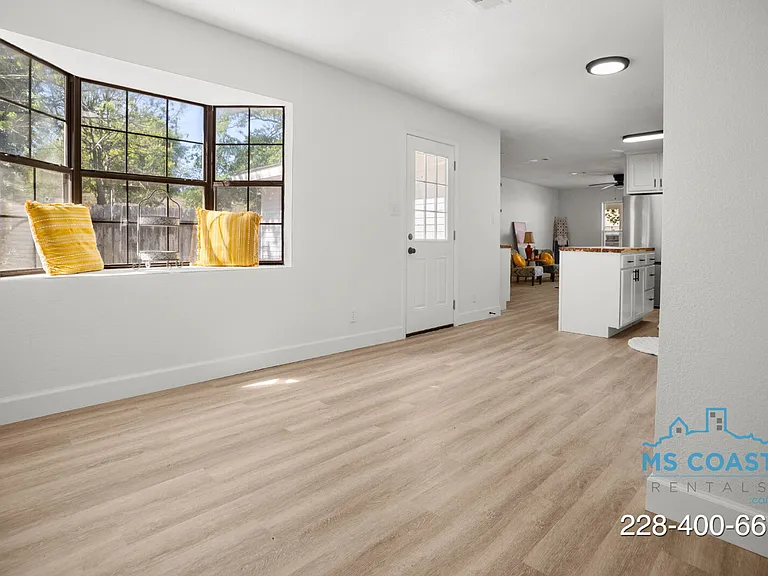 218 Dogwood Dr — Photo 6