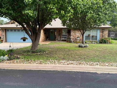1404 E Johnson Street, Burnet, TX, 78611