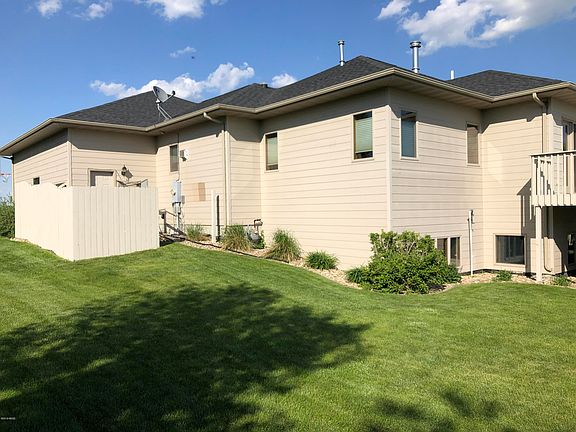 3rd image of 2301 Grant Dr NW