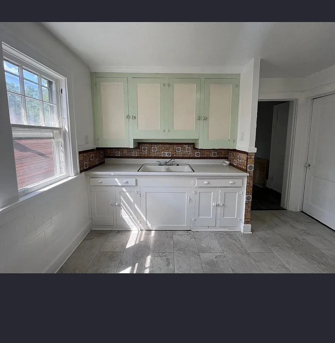 1 bed, 1540 sqft, $1,000 — Photo 4