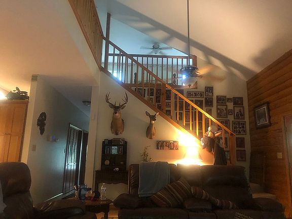 5th image of 120 Place Dr