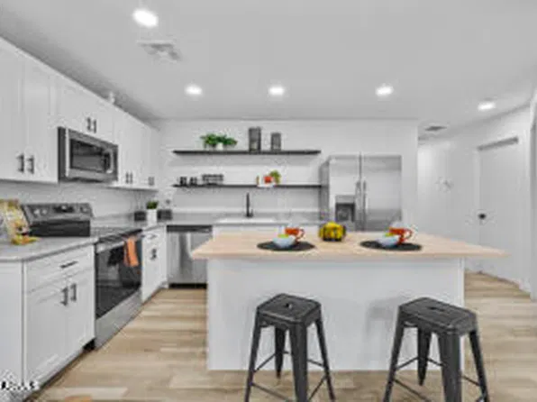 1825 W Hadley Street, Phoenix, AZ 85007