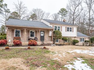 8810 Henson Rd, North Chesterfield, VA 23236
