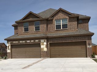 1023 W Sierra Vista Ct, Midlothian, TX 76065