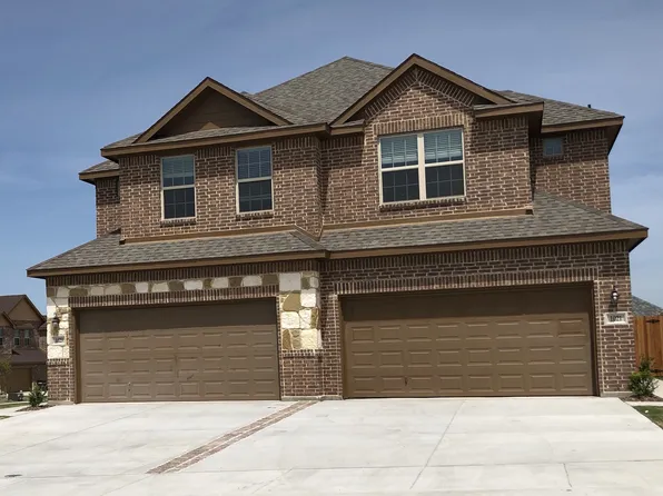 1021 W Sierra Vista Ct, Midlothian, TX 76065