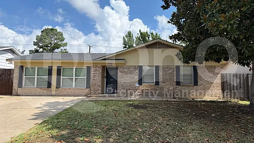 1505 Montclair St Photo 1