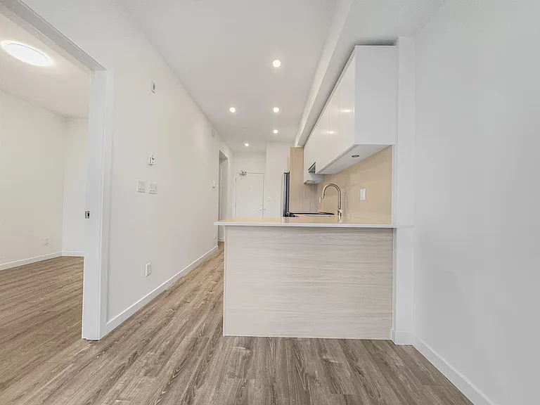 10828 139a St #4XX — Photo 3