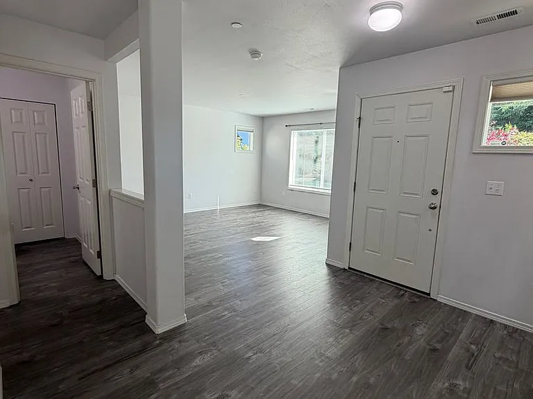 3091 Walker Rd — Photo 3