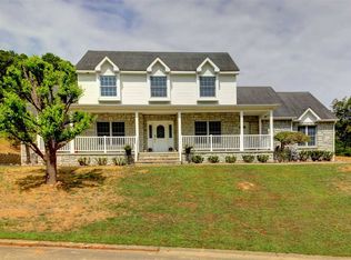 57 Kelly Ln, Hurricane, WV 25526