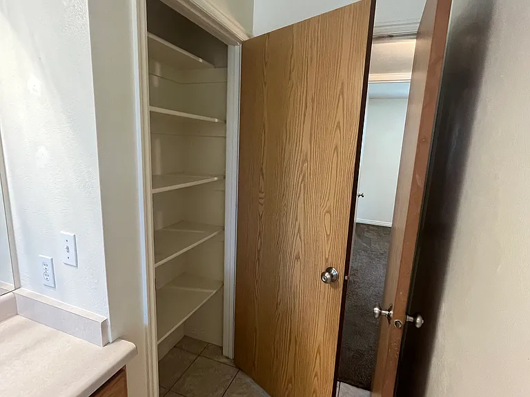 171 E 850 S #171 — Photo 5