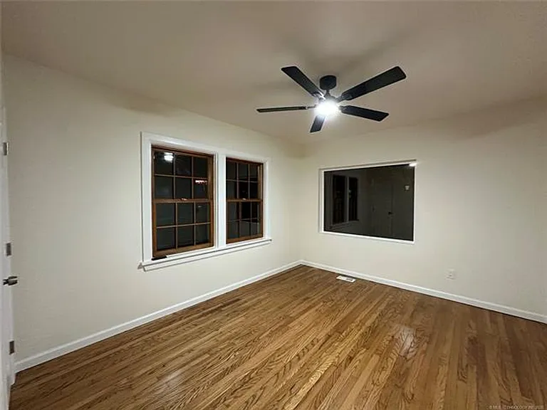 1235 S Gary Pl — Photo 36